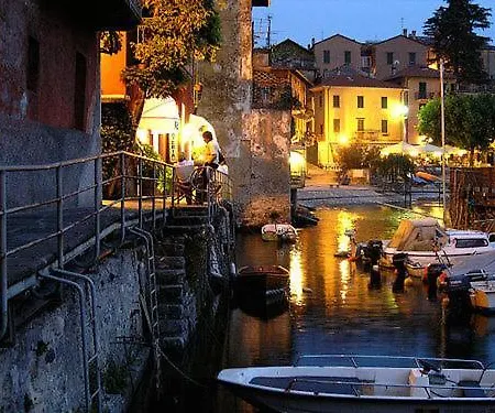 Fiumelatte Sleeps 3 Apartamento *